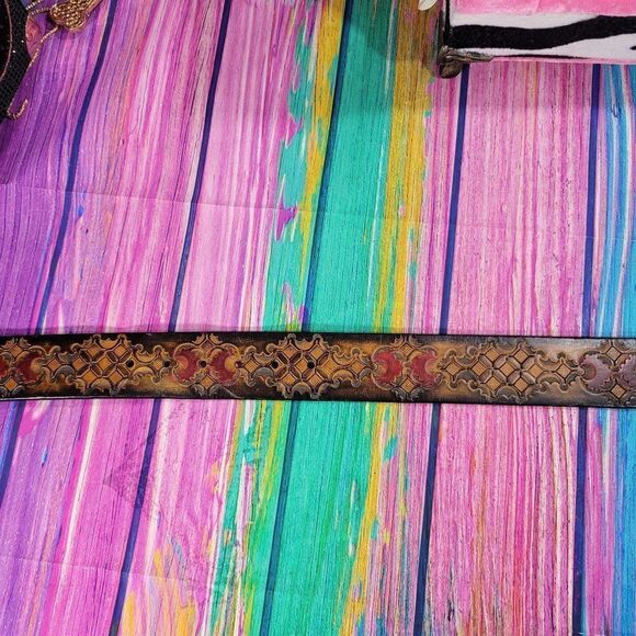 🔷️Genuine Leather Belt Brown with Red Accents and Blank Spot Size 48 (2007) - Picture 3 of 4